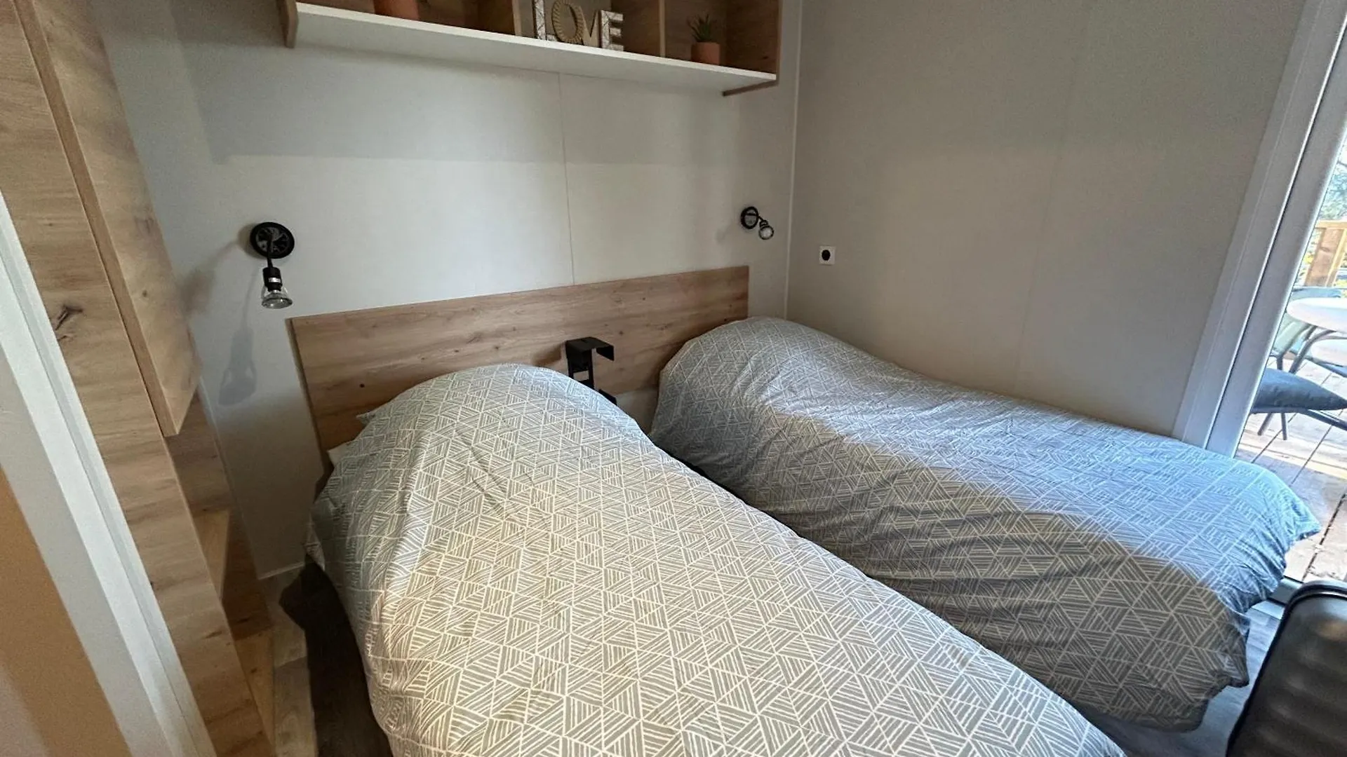 Semesterbostad Mobil Home Saint Raphael Camping L'Ile D'Or Frankrike